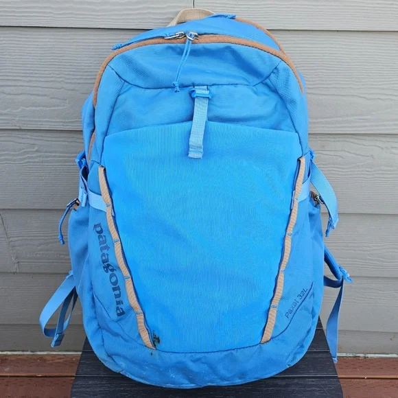 Patagonia Paxat 32L daypack travel backpack light blue and navy Patagonia Paxat 32L Backpack - Accessories main image 3